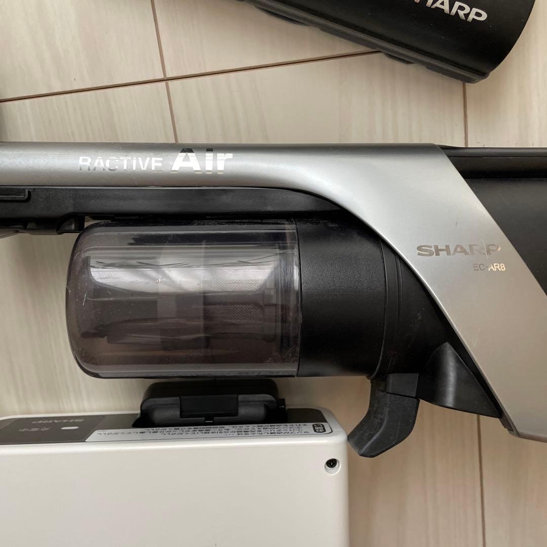SHARP コードレススティック掃除機 EC-FR9-B