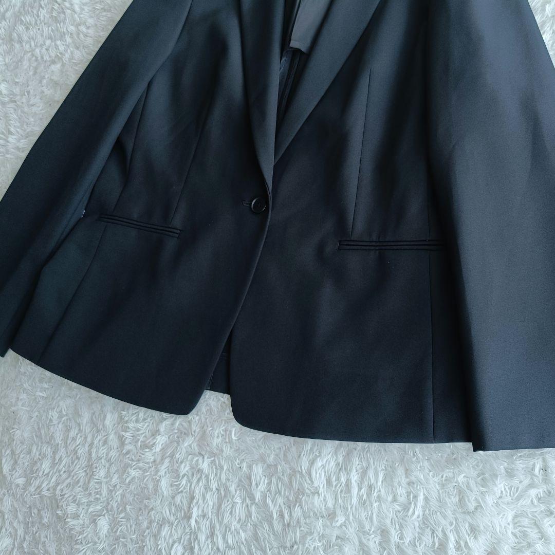 ✨️未使用✨️ INDIVI インディビ 黒スーツ 大きいサイズ 冠婚葬祭