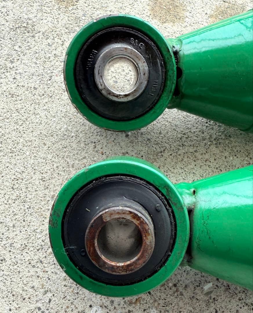 トヨタ クラウン GRS 200 AWS210 車高調 リアのみ