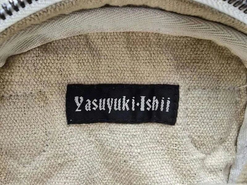 Yasuyuki Ishii ホワイトボディバッグ