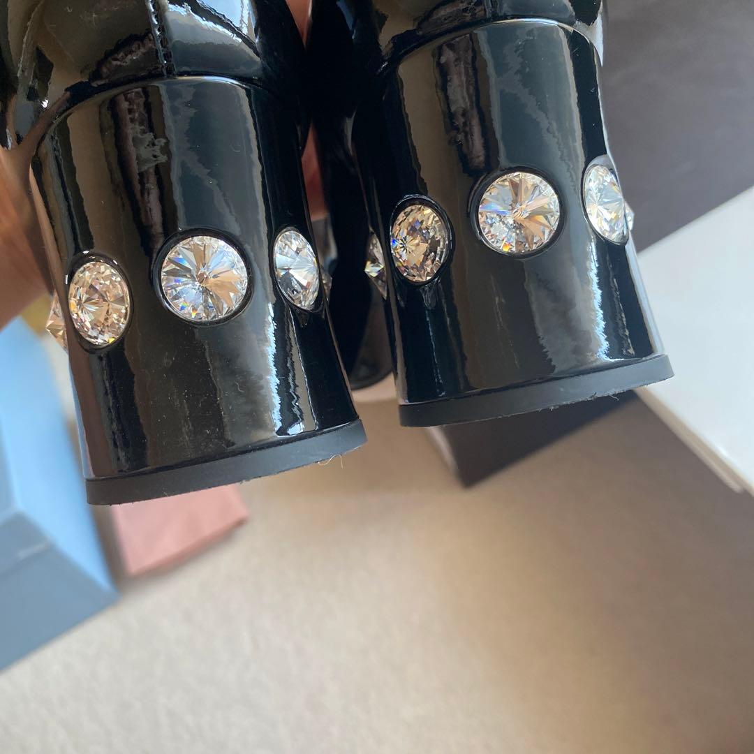 ミュウミュウ ビジュー　パンプス　美品　36ハーフ　エナメル