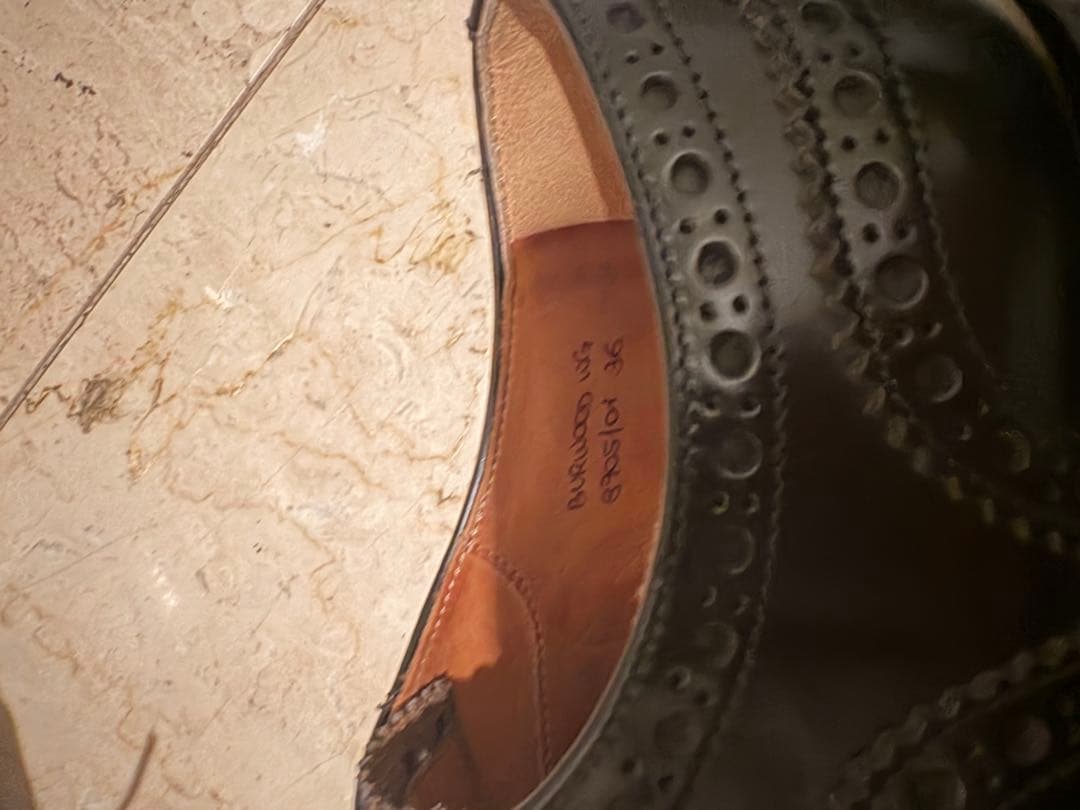 Church's ブラック ウィングチップ シューズ