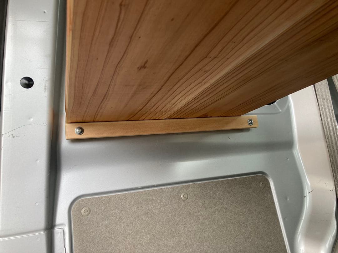 エブリイDA17V 【OEM車】ラゲッジボード①