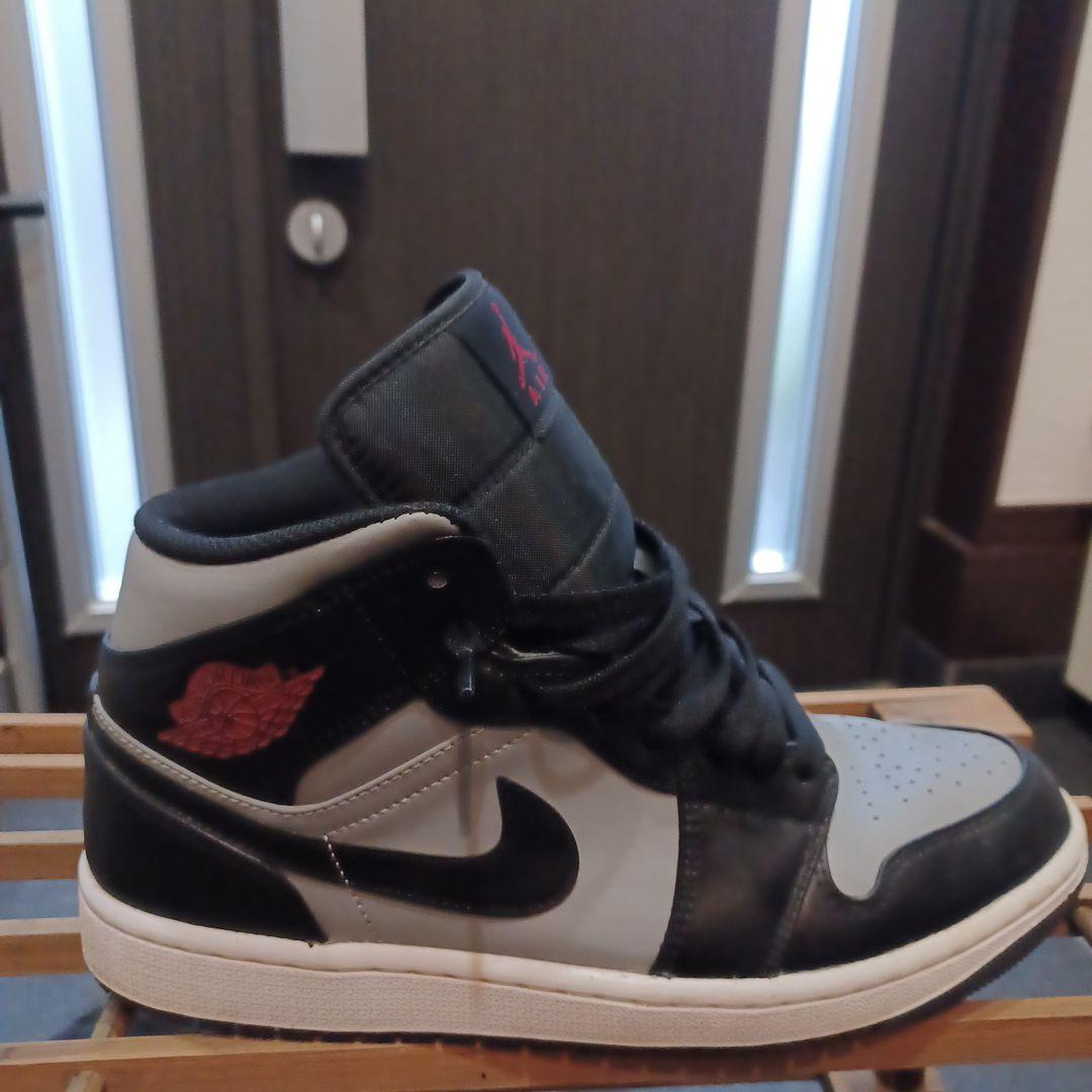 Nike Air Jordan 1 Mid ナイキエアジョーダン1