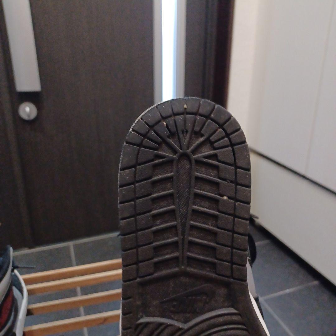 Nike Air Jordan 1 Mid ナイキエアジョーダン1