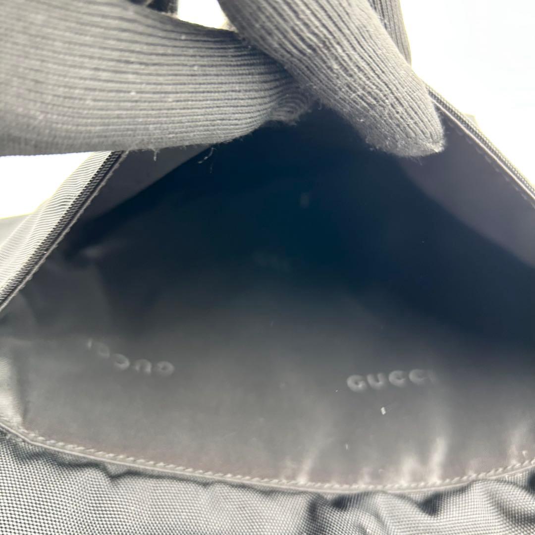 希少✨ グッチ ショルダーバッグ メッセンジャー ナイロン ブラック ロゴ