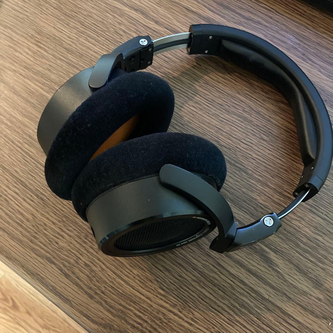 Neumann NDH 30 ヘッドフォン