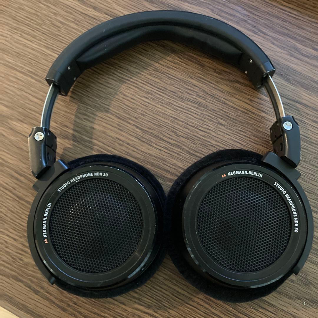 Neumann NDH 30 ヘッドフォン