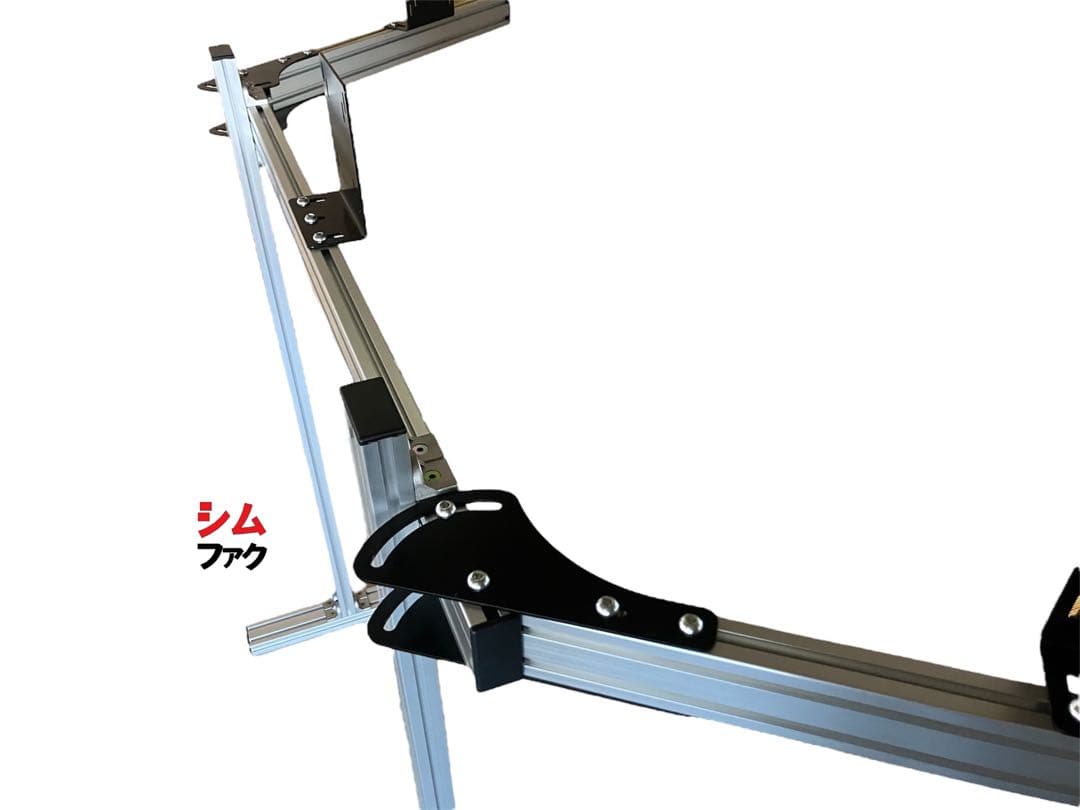 トリプルモニター スタンド 自立型 コックピット 取り付け アルミ ストラッセ