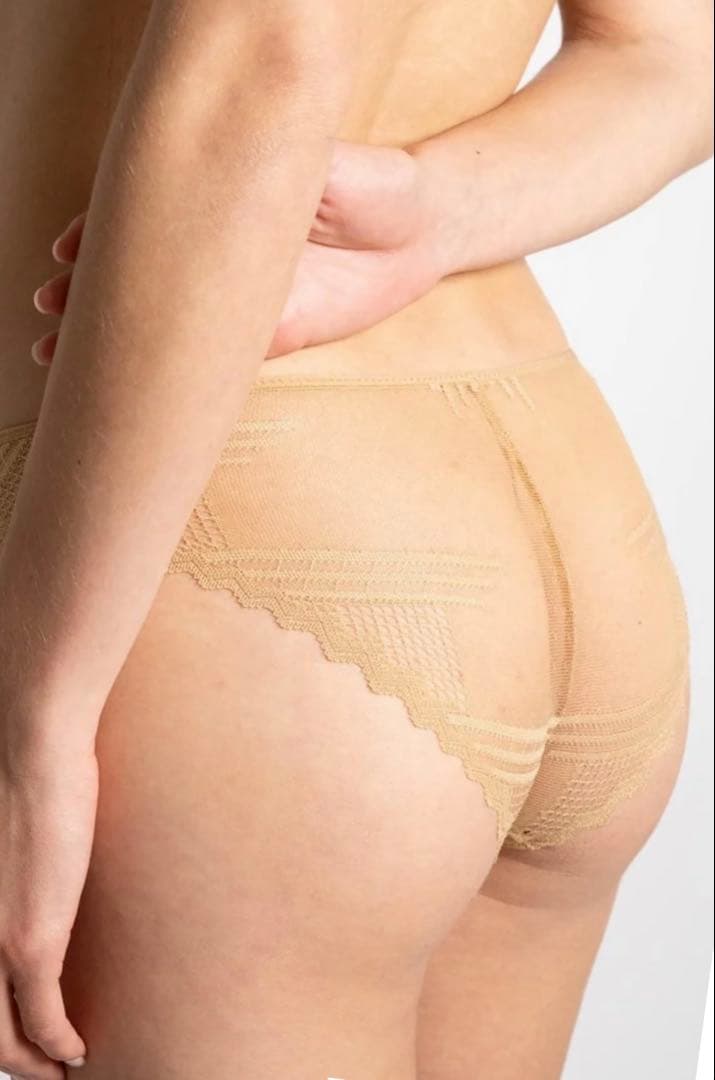 ⭐︎高級フランス パッショナータ❤︎大人なヌーディカラーランジェリー