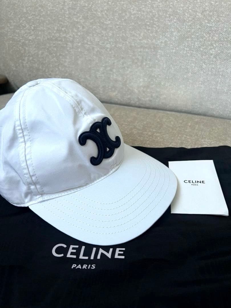 CELINE セリーヌ トリオンフ ホワイト ベースボールキャップ 帽子