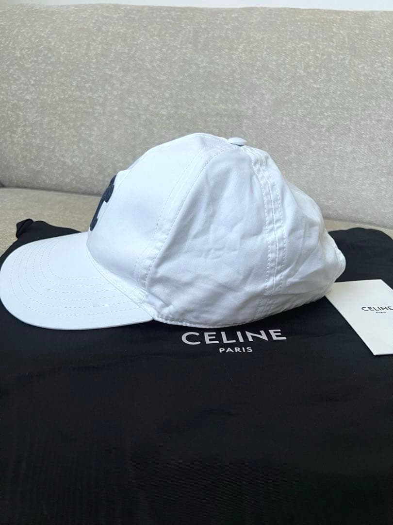 CELINE セリーヌ トリオンフ ホワイト ベースボールキャップ 帽子