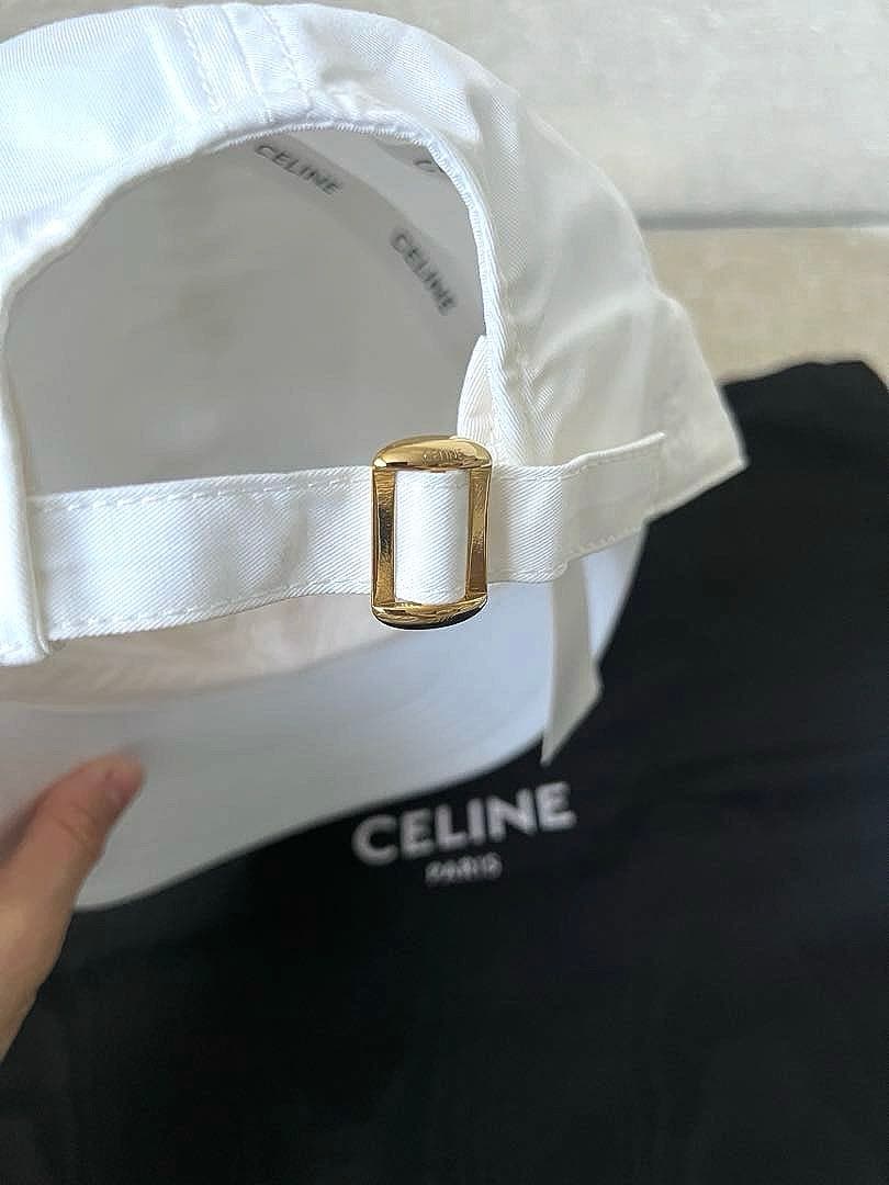 CELINE セリーヌ トリオンフ ホワイト ベースボールキャップ 帽子