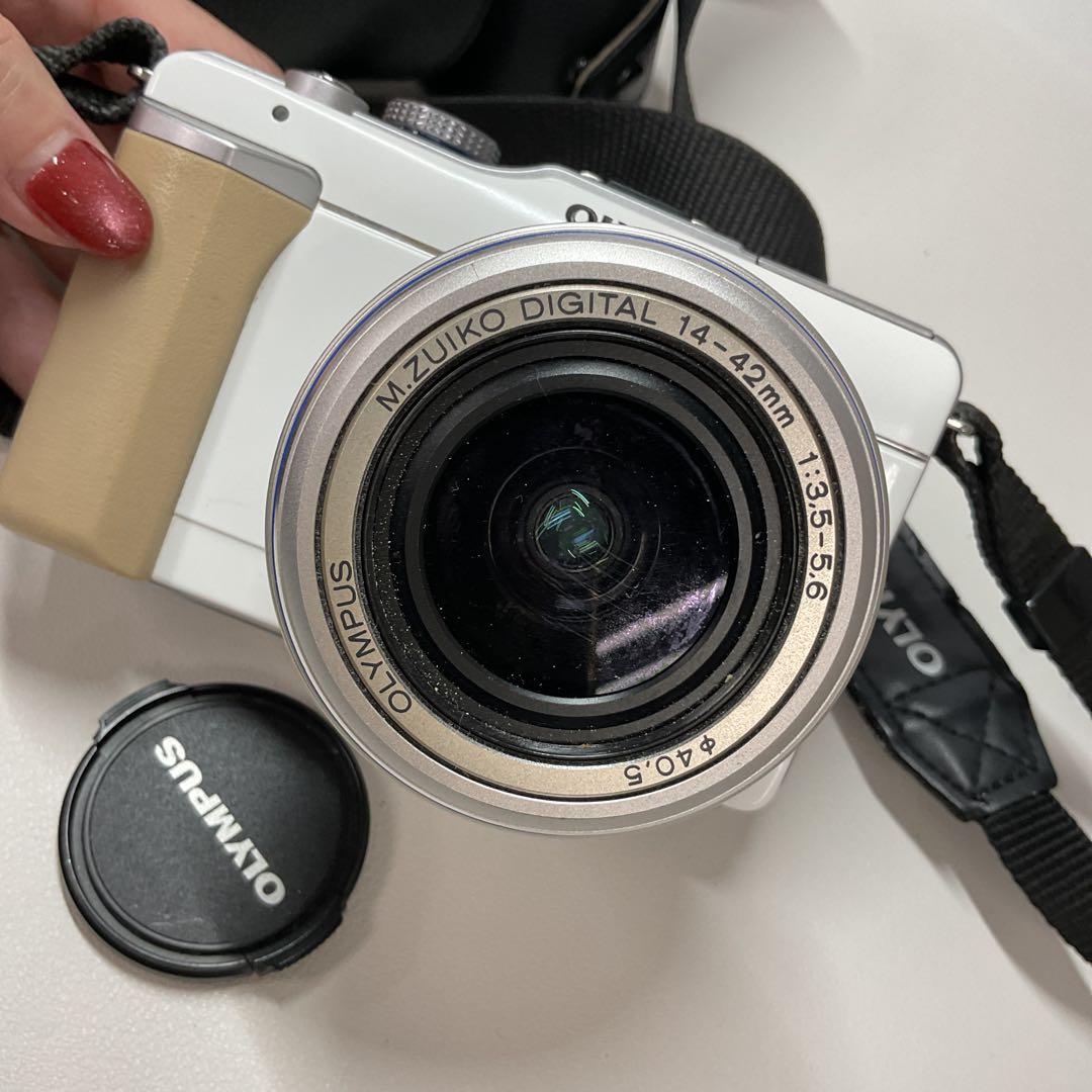 F7127 OLYMPUS E-PL1デジタルカメラ 14-42mm