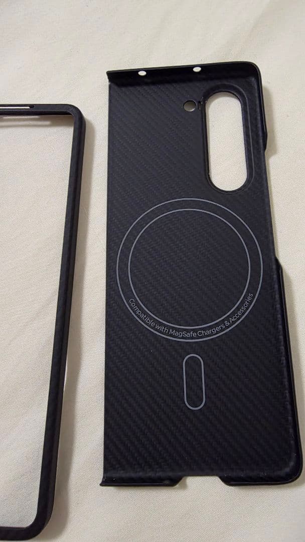 galaxy fold5 256GB 国内auSIMフリー版　アラミドケース付き