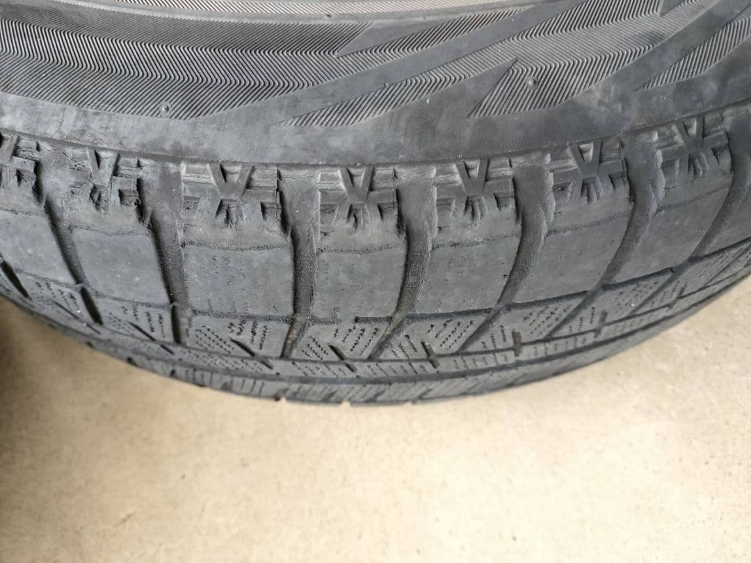 【古・送料込】スタッドレス 215/60R16 タイヤホイールセット 4本