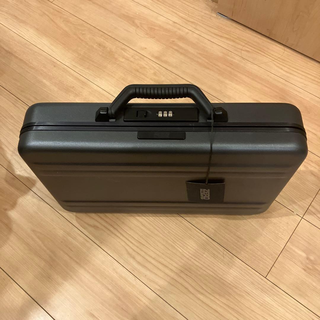 や*】様 ZERO HALLIBURTON ゼロハリバートン　セキュリティケース