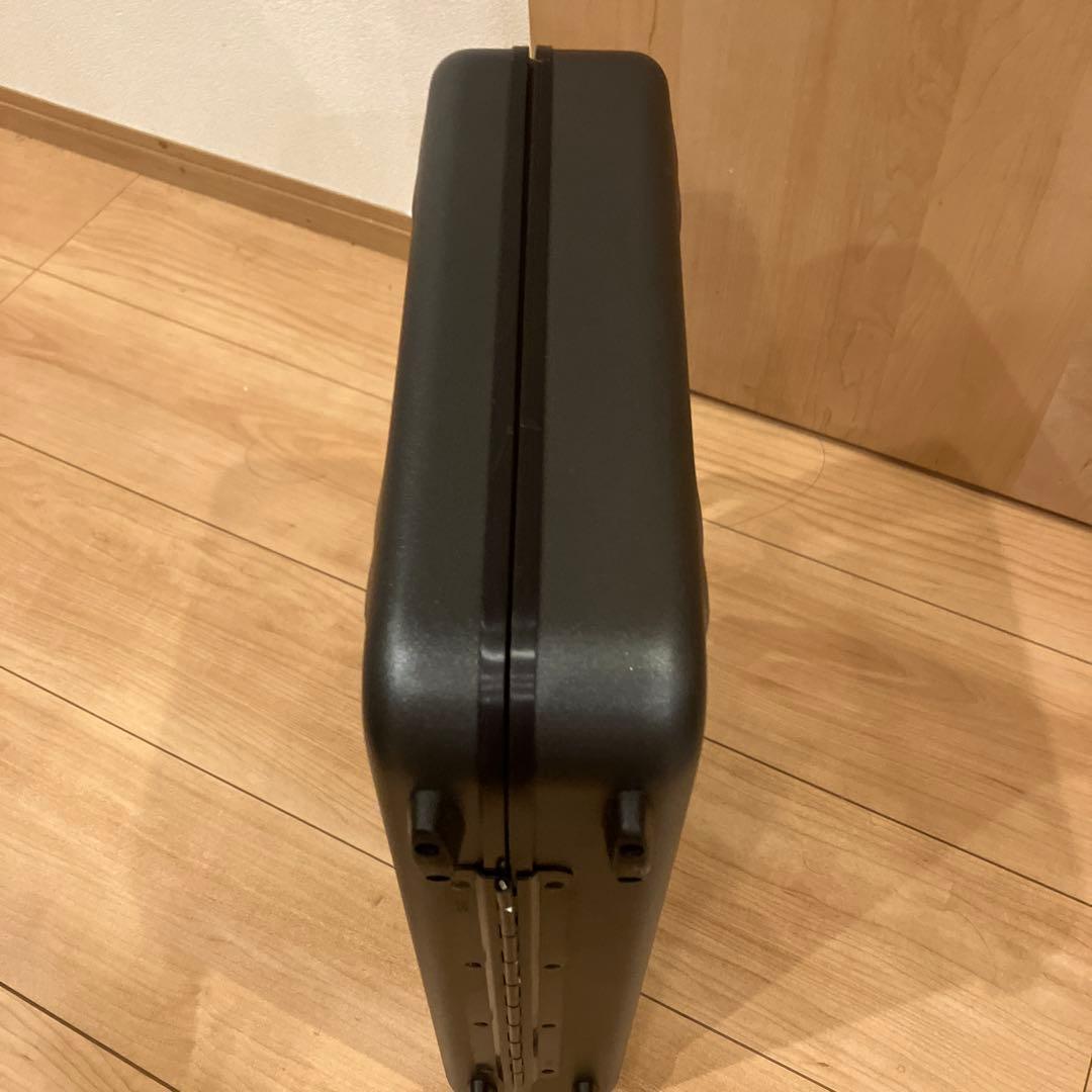 や*】様 ZERO HALLIBURTON ゼロハリバートン　セキュリティケース