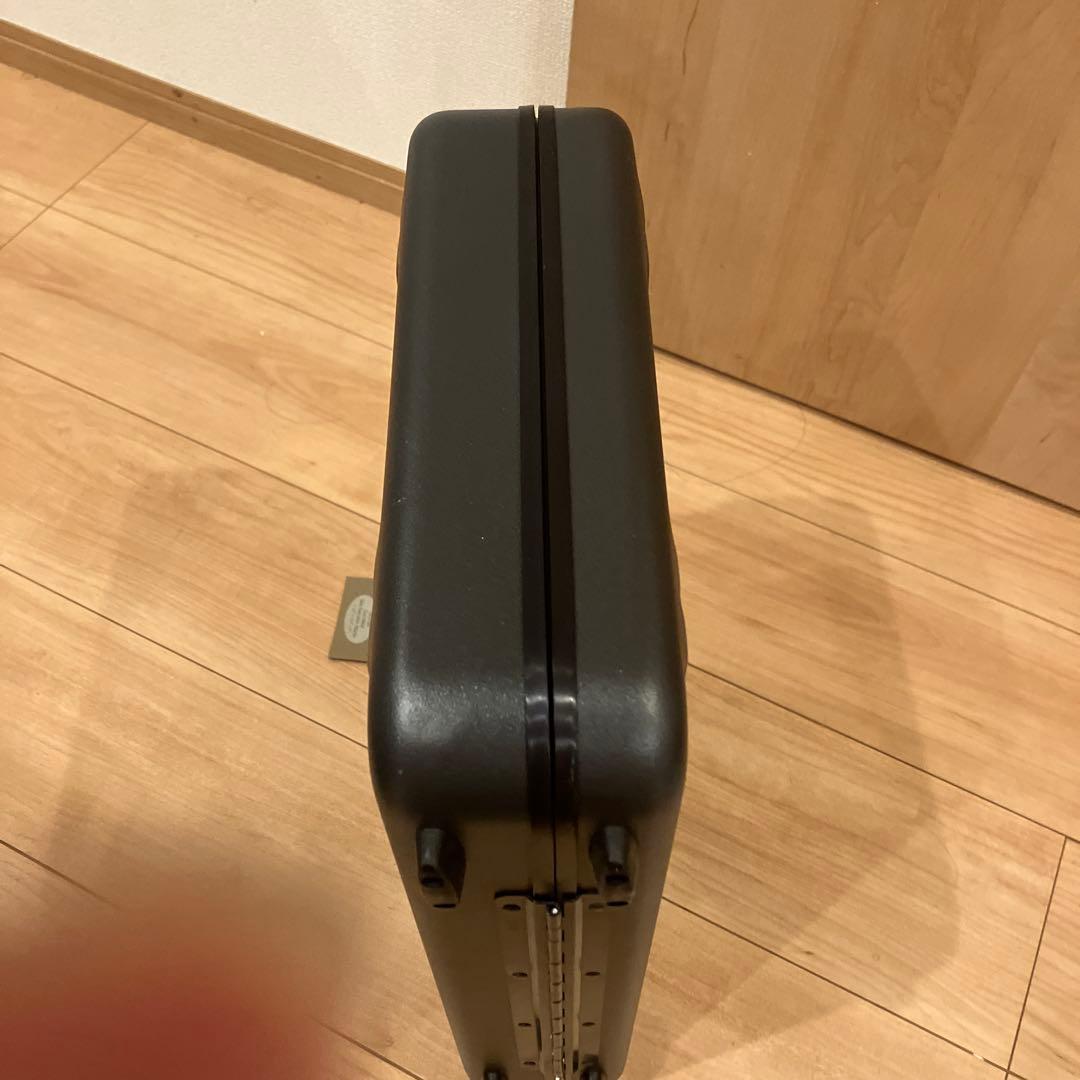 や*】様 ZERO HALLIBURTON ゼロハリバートン　セキュリティケース