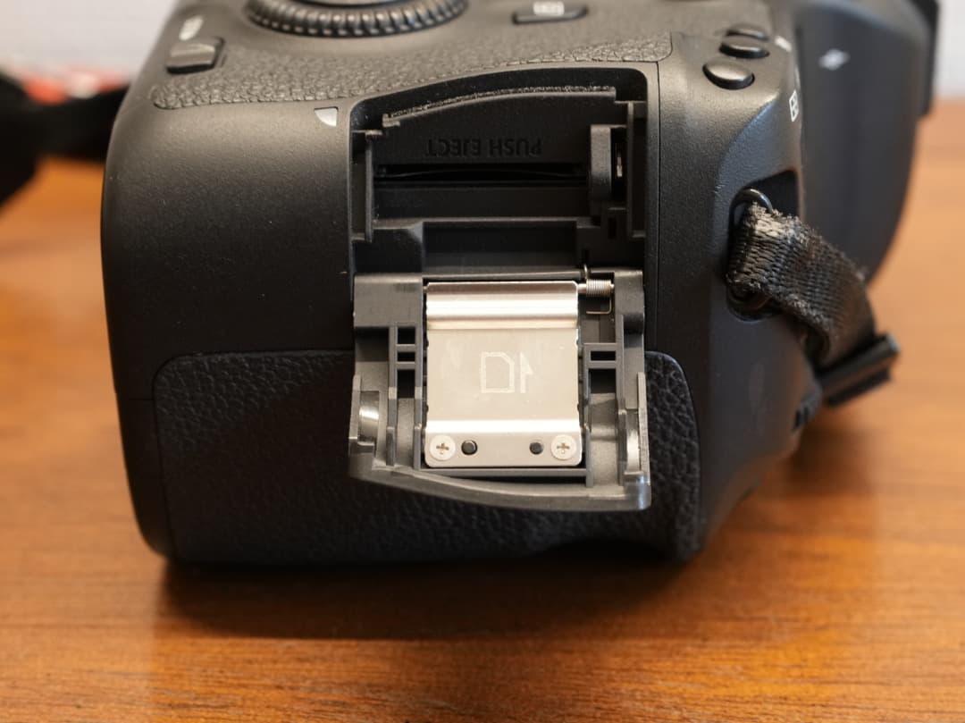 Canon EOS 6D デジタル一眼レフカメラ