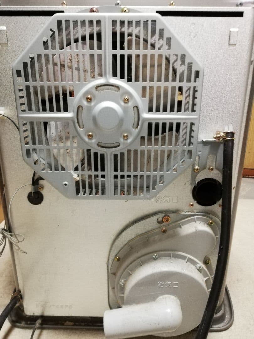 T*y様 コロナ　FF石油ストーブ　FF-VT42P6