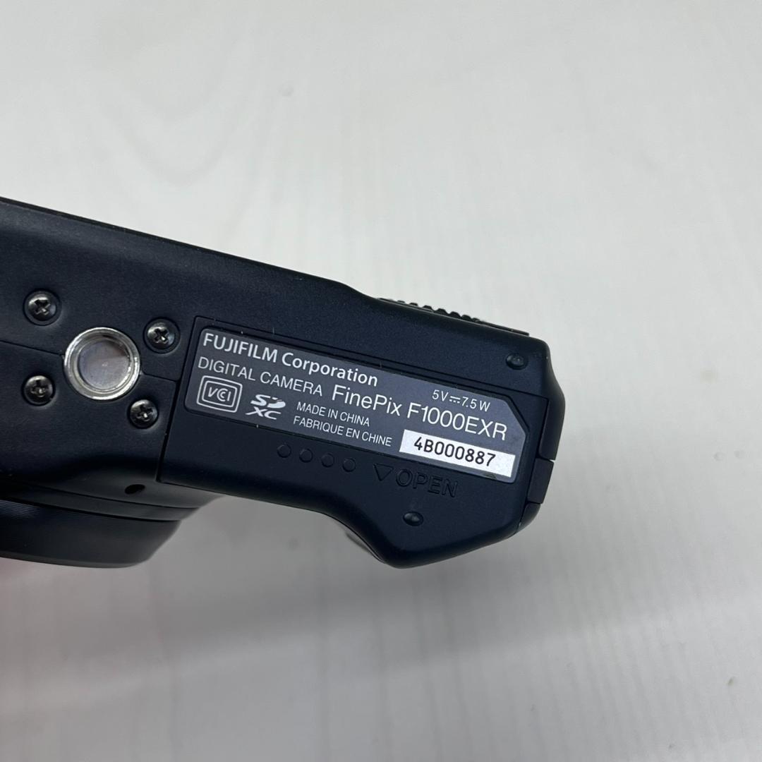 K◆ FUJIFILM コンパクトデジタルカメラ F1000EXR ブラック