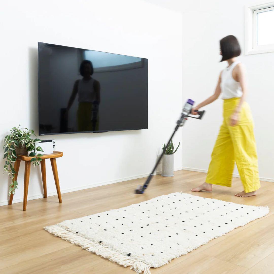 【値下げ中】FLOAT テレビ 壁掛け金具 石膏ボード 賃貸 現状復帰可能