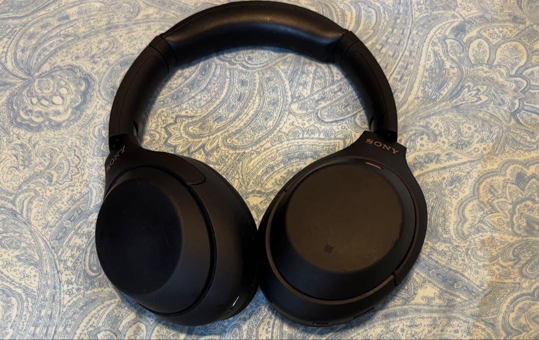 SONY ワイヤレスヘッドホン ブラック WH-1000XM4