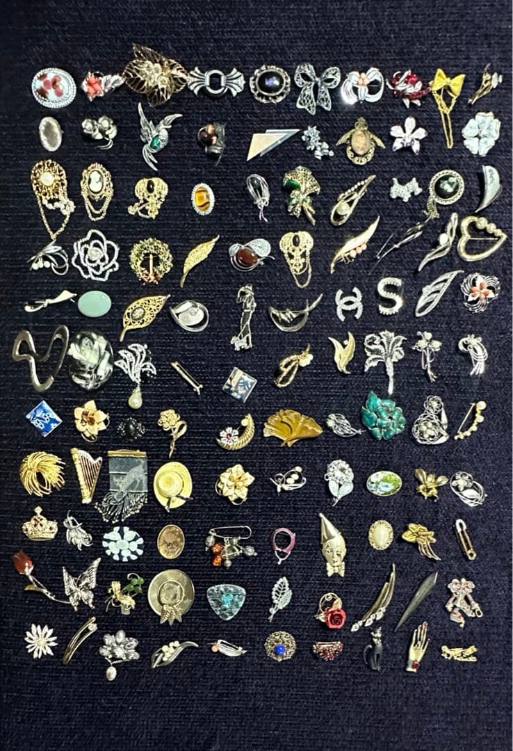 【vintage】ブローチ　まとめ売り　100点以上　大量
