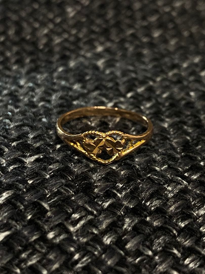 さ*ん様 K18刻印 ハートデザイン ゴールドリング 指輪 1.02g