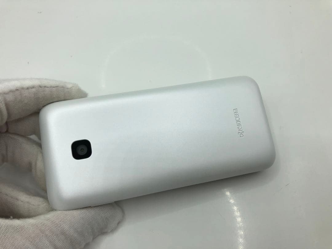 【SIMロック解除済 】au GRATINA KYF42 ホワイト