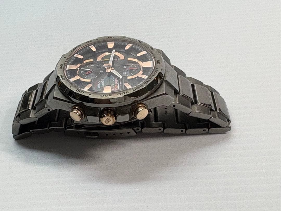 激レア限定品❗️REDBULL・CASIO EDIFICE・EFR−541SBRB