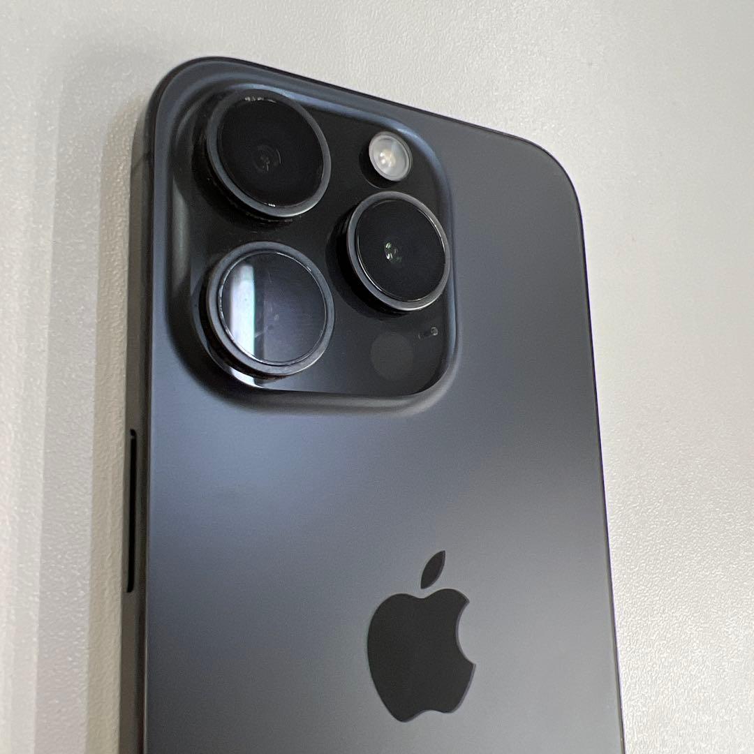 Apple iPhone 15Pro スペースブラック 本体