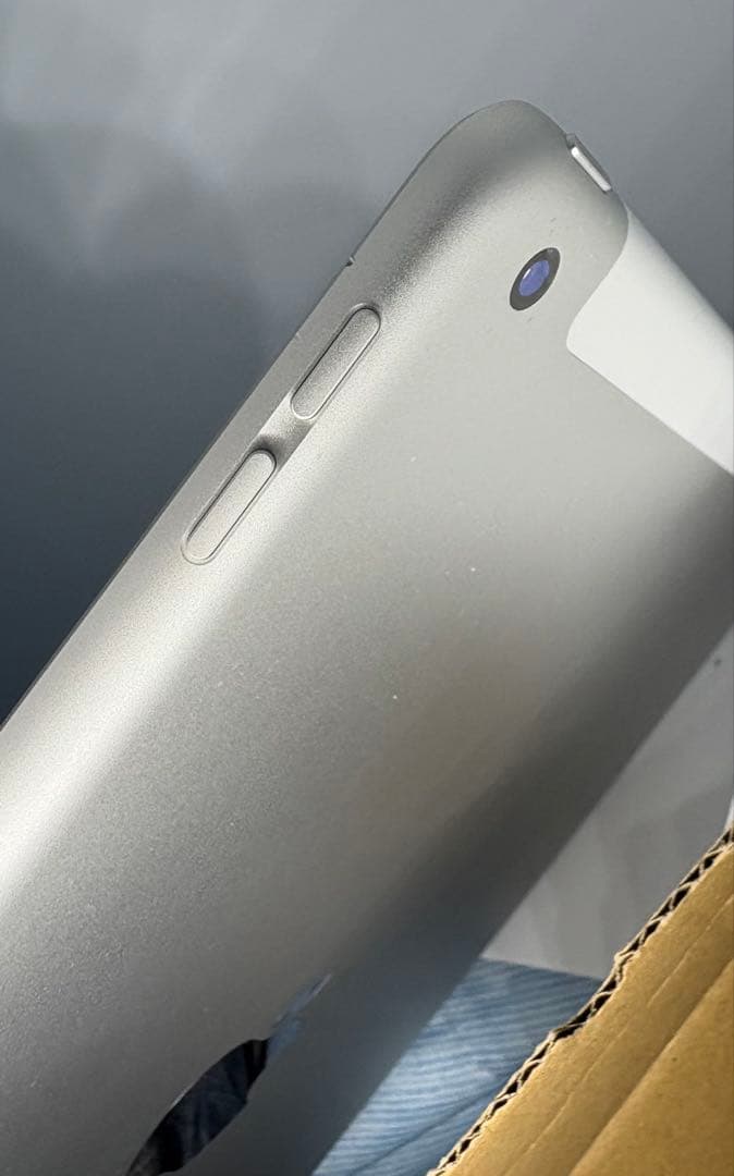 ipad10.2インチ第9世代Wi-Fi/Celluar美品