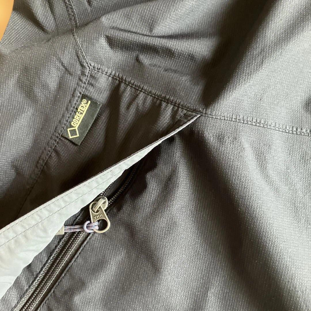 mont-bell フード付きマウンテンパーカー