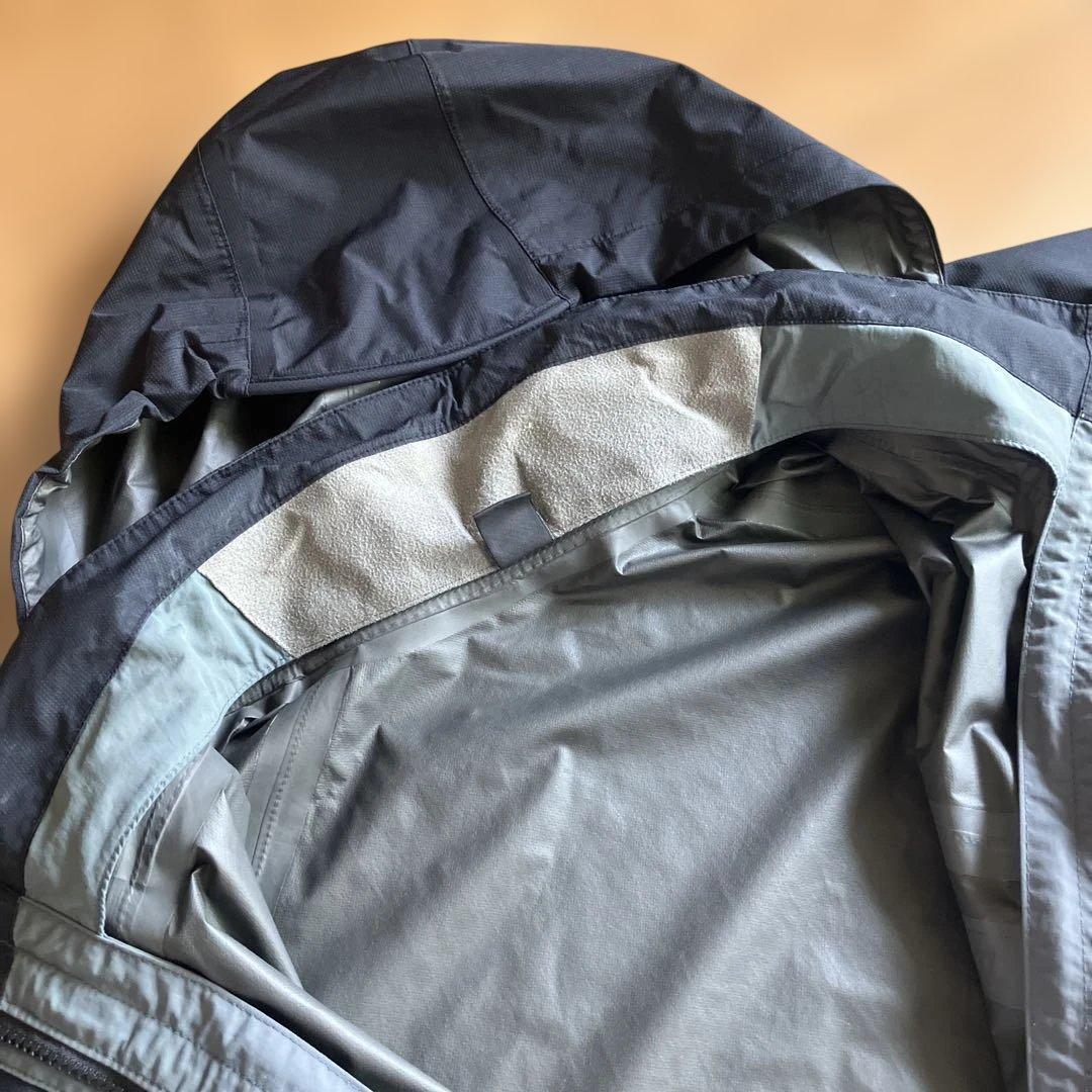 mont-bell フード付きマウンテンパーカー