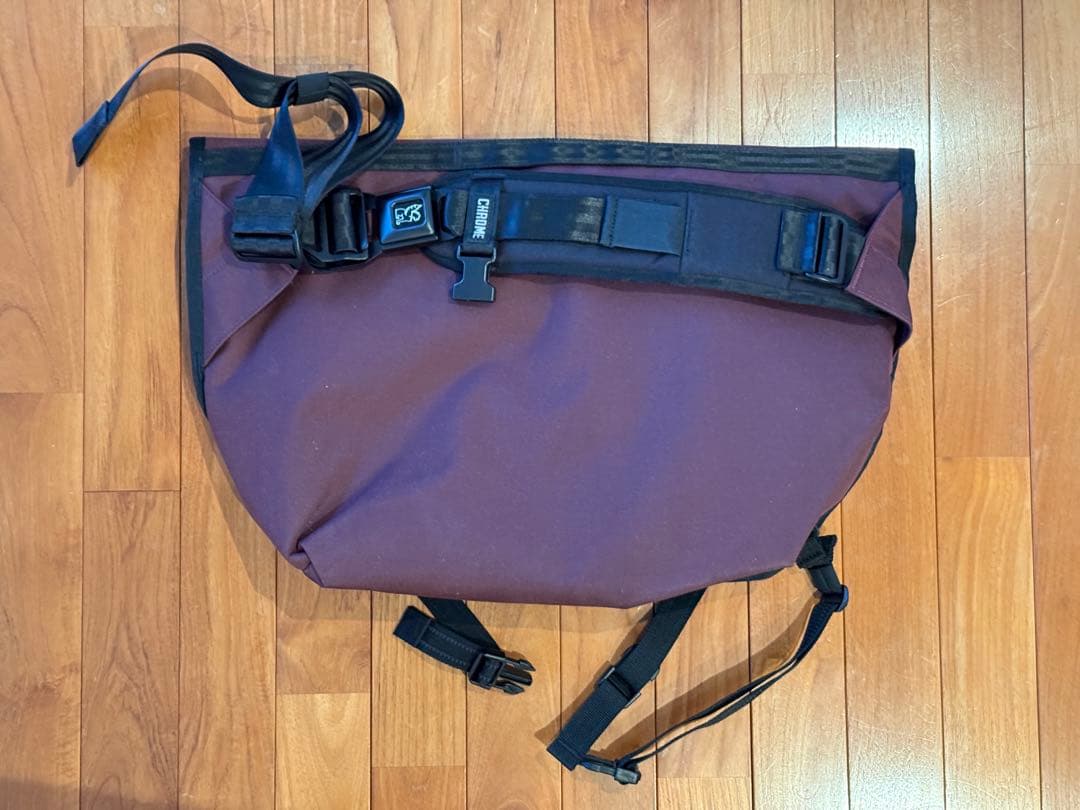 【美品】CHROME クローム メッセンジャーバッグ CTZ 24L