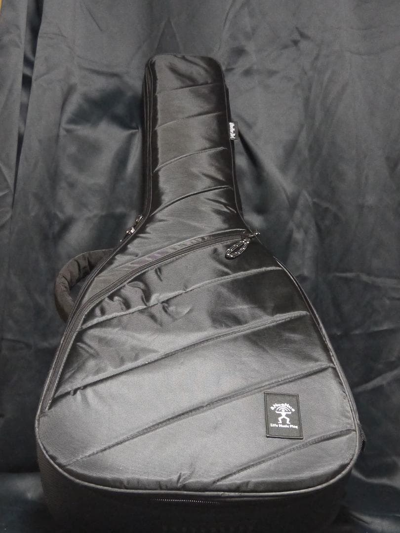 値下げです★極美品★anuenue 上位機種 ★MV114　PU・ケース付き