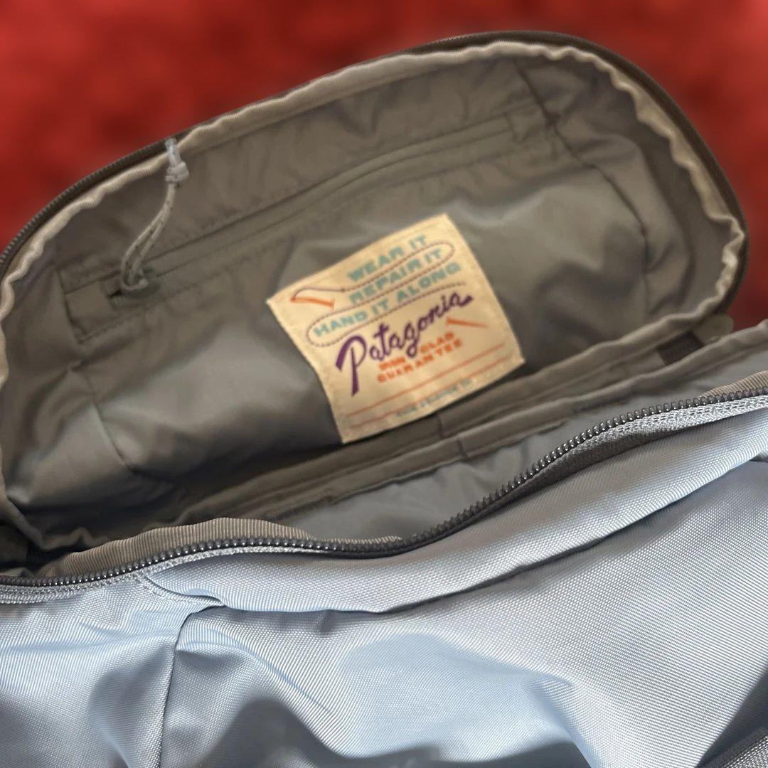 【美品】Patagonia キッズ レフュジート　デイパック18L 水色