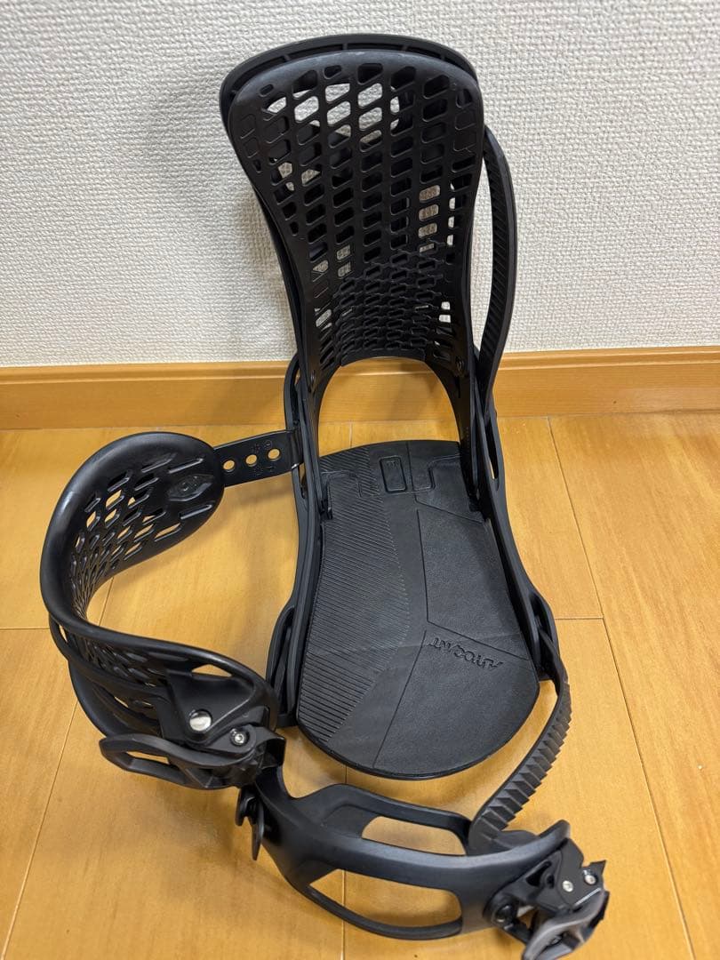 BURTON GENESIS ビンディング Mサイズ ブラック