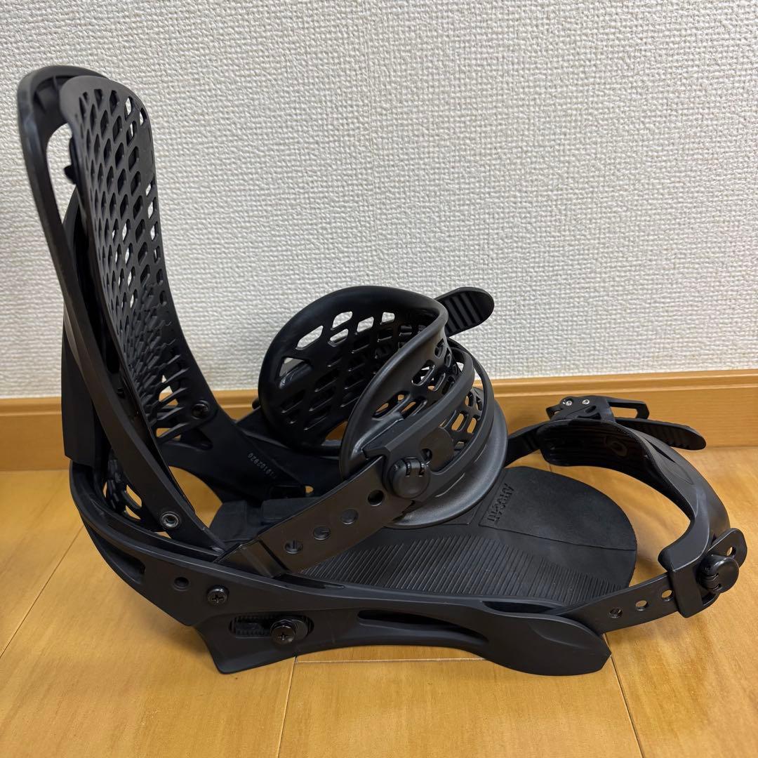 BURTON GENESIS ビンディング Mサイズ ブラック