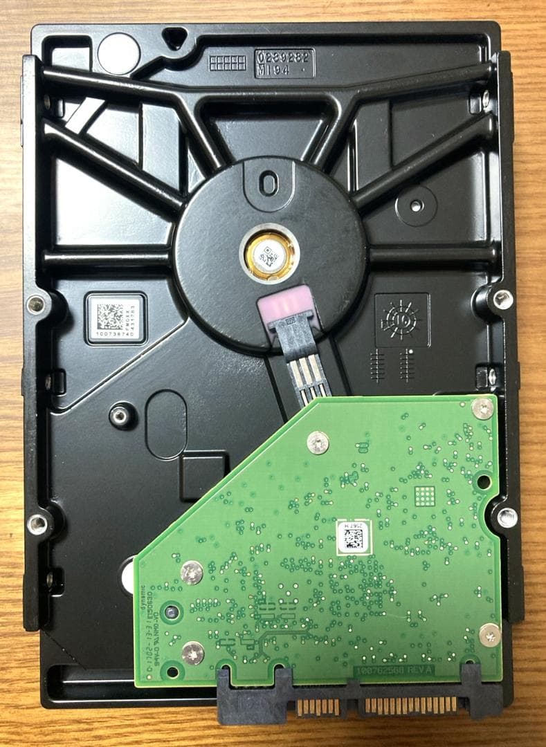 Seagate シーゲート ST3000DM008（3.5 HDD 3TB）
