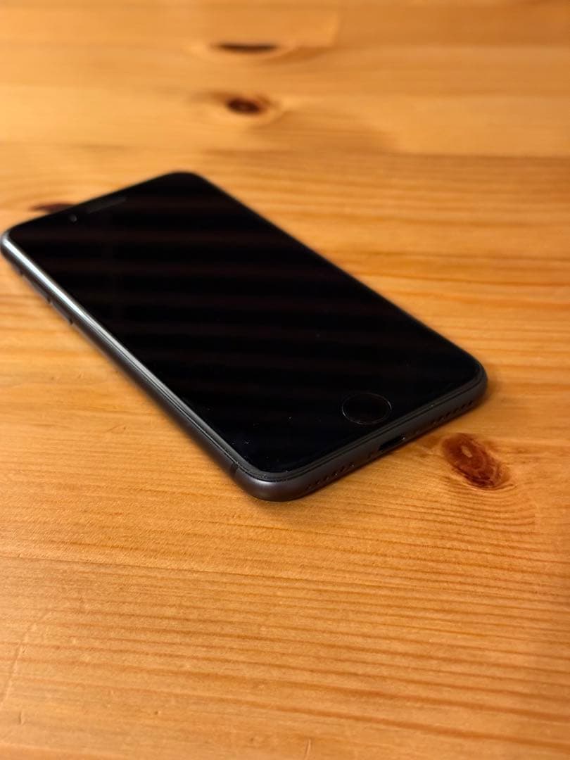 『美品』　iPhone8 バッテリー86%