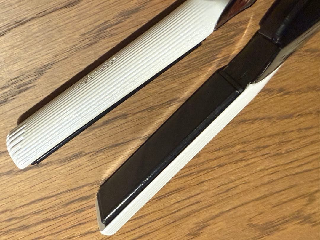 ReFa ビューテック ストレートアイロン プロ RE-AC02A（ホワイト）