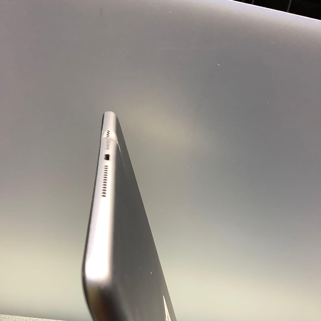 iPad 6世代128G wifi PSE新品バッテリー100%機能異常なし