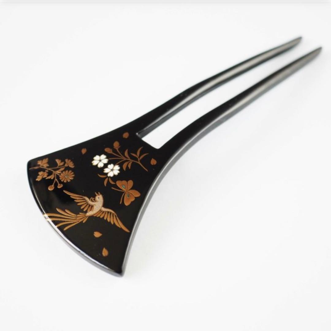 【美品】本漆純金蒔絵螺鈿かんざし　銀杏ピン　王朝文様（黒色）