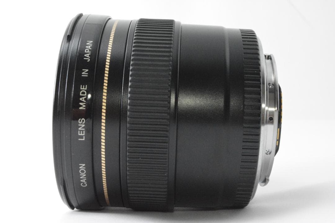 キャノン　Canon EF 20mm F2.8 USM