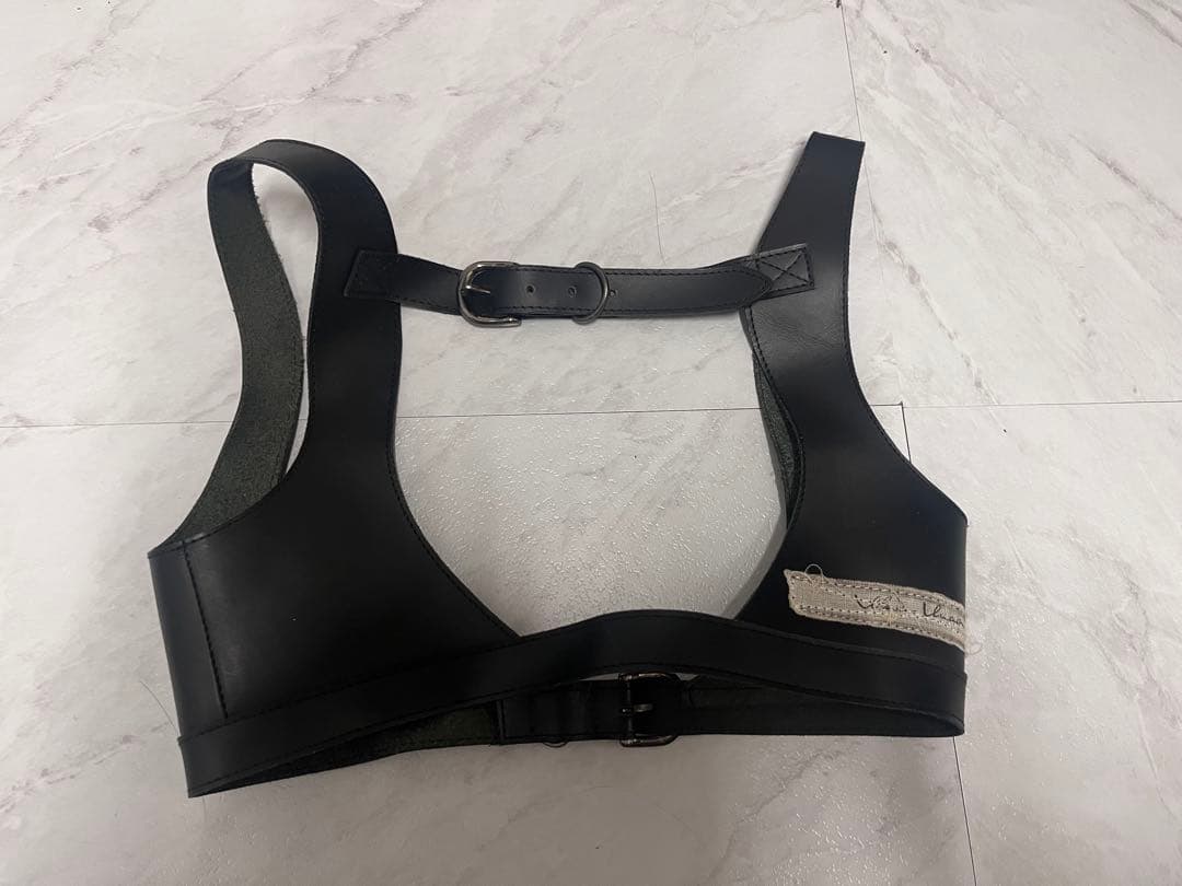 alice auaa レザーブラ