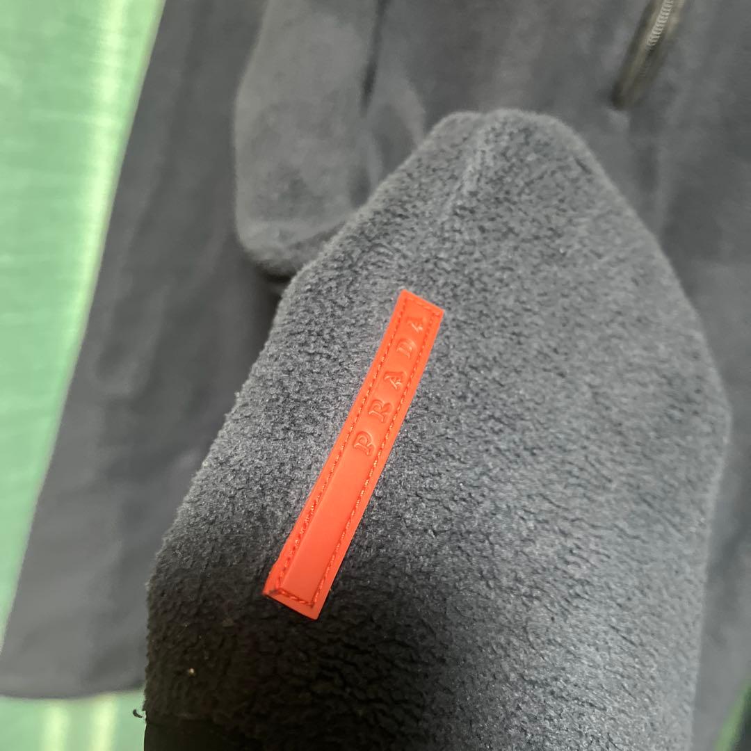 PRADA フリースパーカー　★