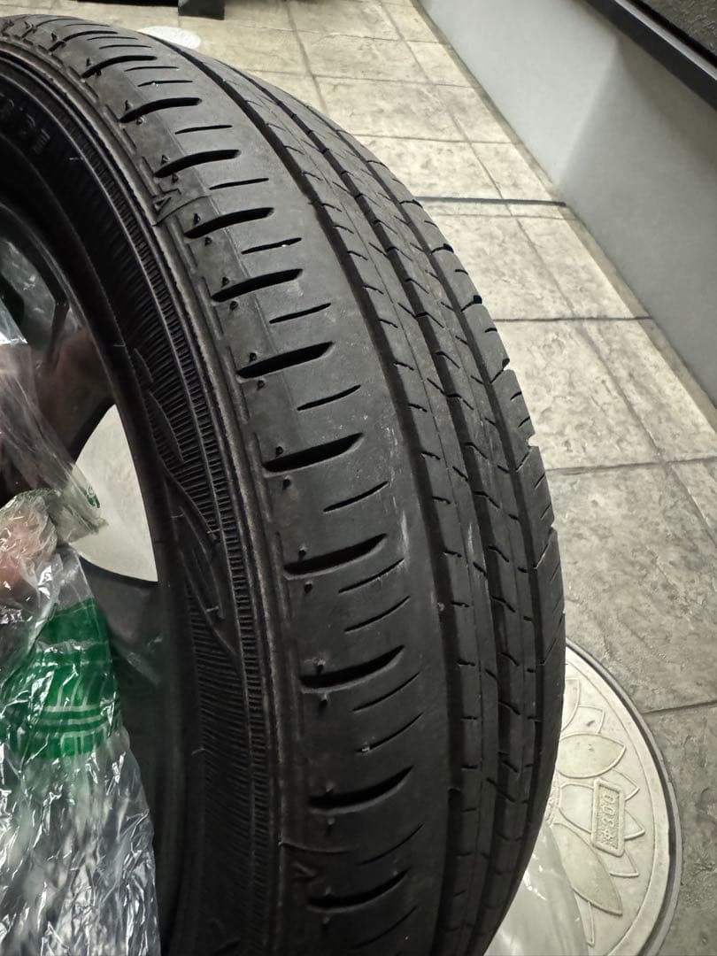 三菱デリカミニ純正タイヤ　165 55R15